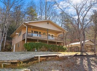 106 Marvic Hills Ln, Franklin, NC 28734