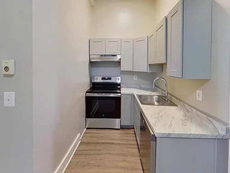 Mount Vernon Apartments — Photo 1