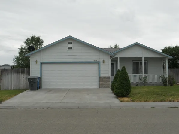 1565 Peregrine Dr, Mountain Home, ID 83647
