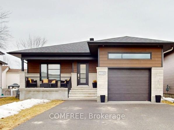 208 Filion St, Russell, ON K0A 1W0