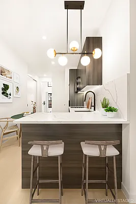 Rented by Fountain Realty Group | media 2