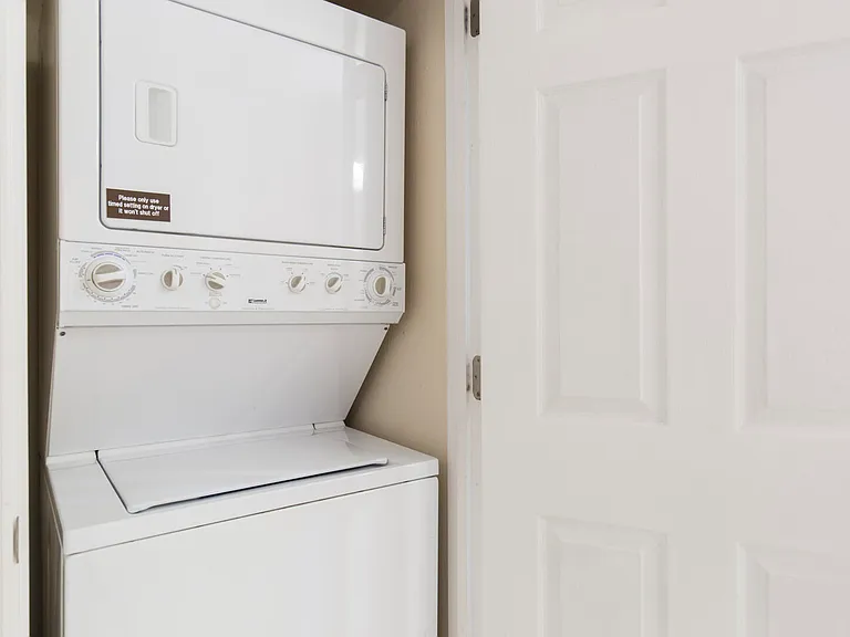 103 W Morningside Dr #3 — Photo 12