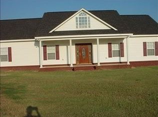 1711 Silcox Rd, Ashford, AL 36312