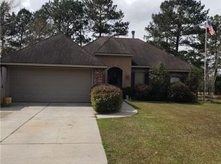 502 Lionel Ct, Abita Springs, LA 70420