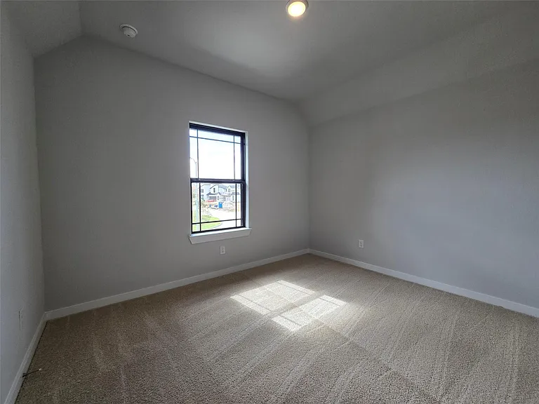 29710 Bur Creek Ln — Photo 20