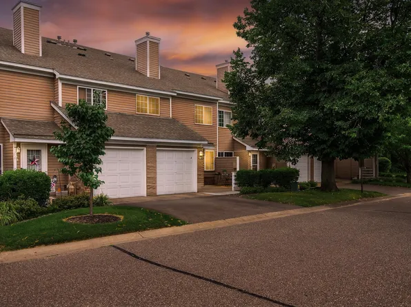 9953 Fillmore St NE, Blaine, MN 55434
