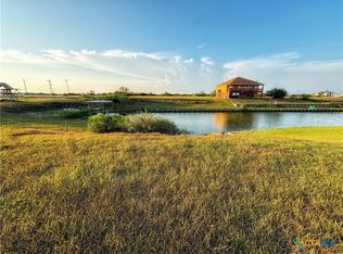 29 Tarpon Lndg, Port Lavaca, TX 77979
