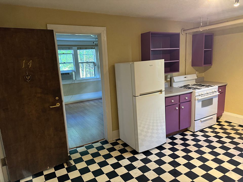 1st image of 169 Pearson Dr Unit 16