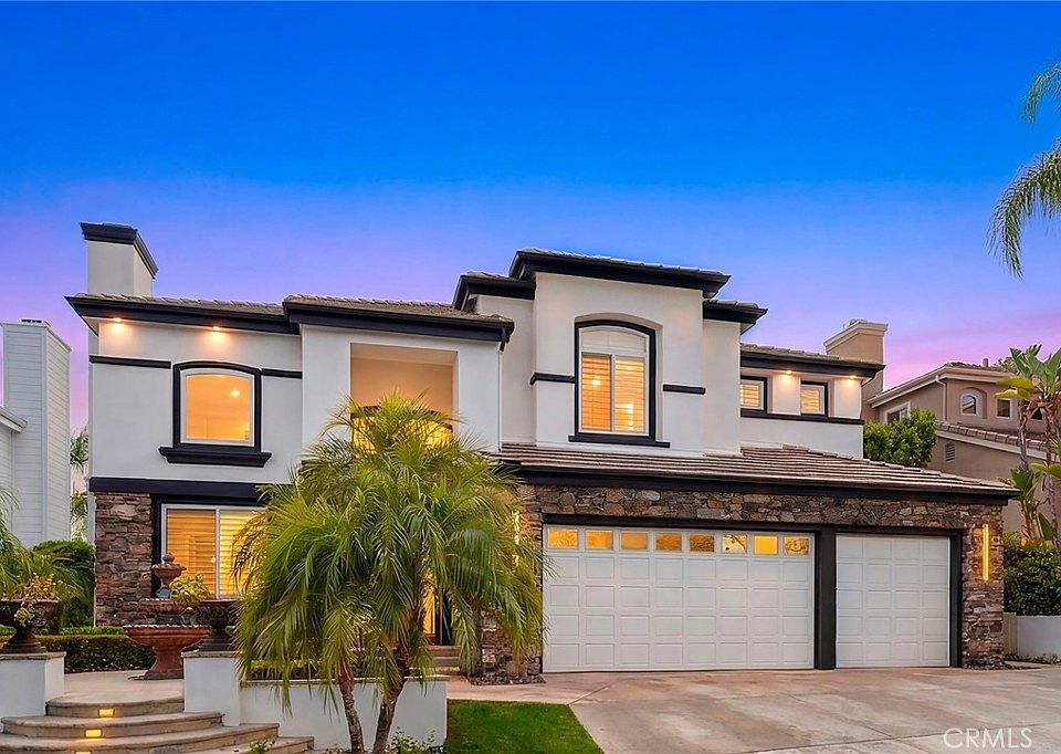 1st image of 25 Golf View Dr