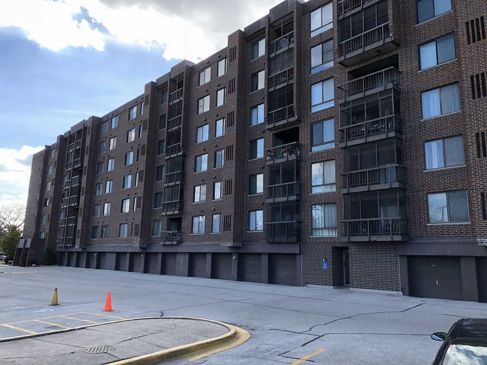 1st image of 500 Park Ave APT 234
