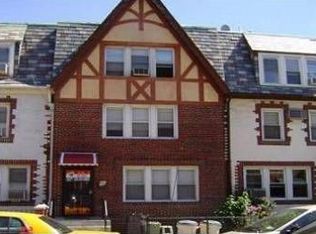 4817 41st St, Sunnyside, NY 11104
