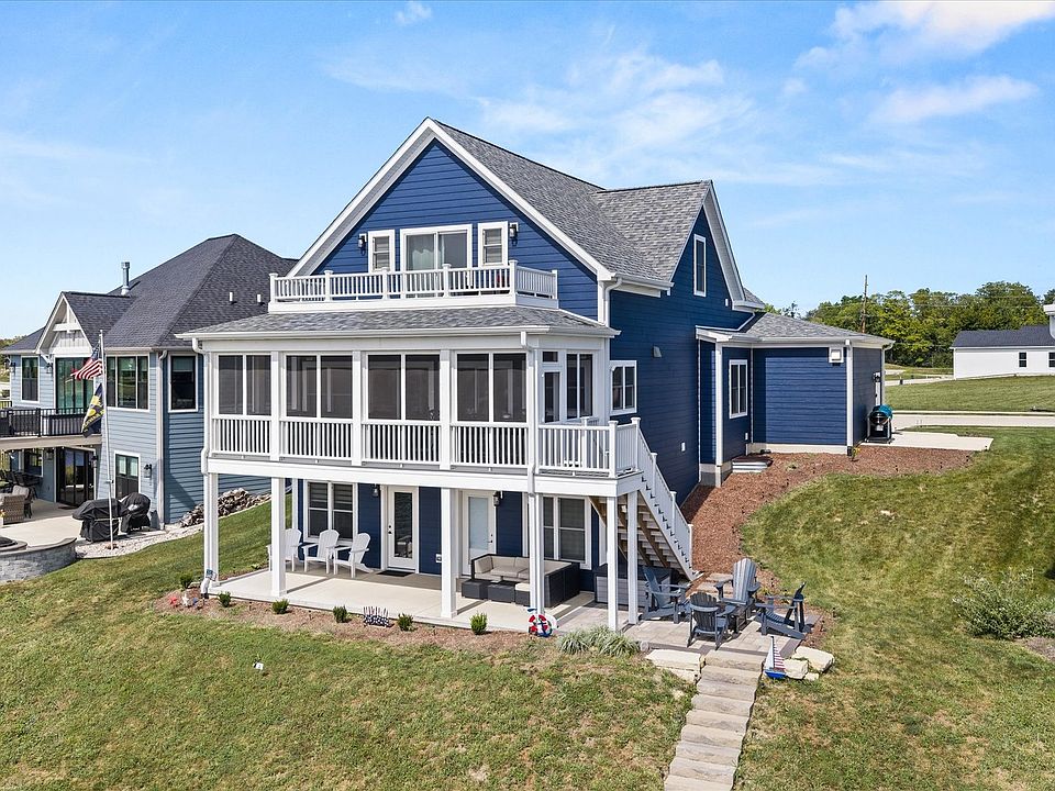 1st image of 41 Great Loop Dr