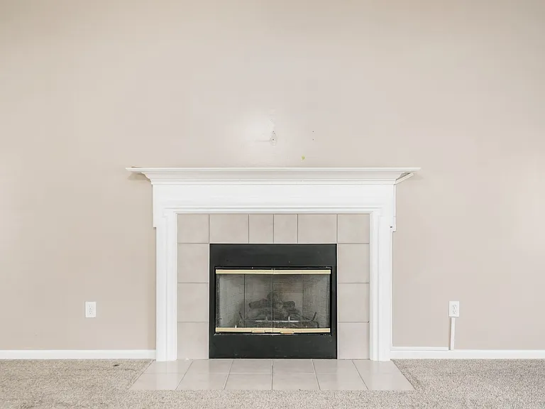 8607 Clover Glade Dr — Photo 9