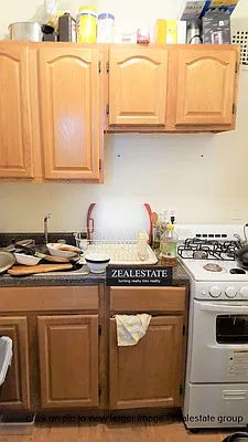 Rented by ZealEstate Group Inc | media 32