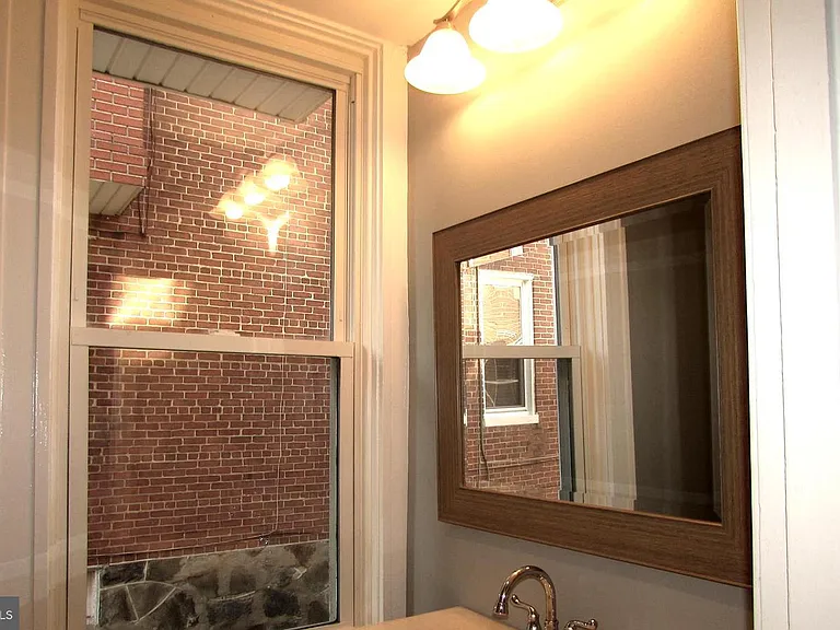 2735 Chesterfield Ave — Photo 13