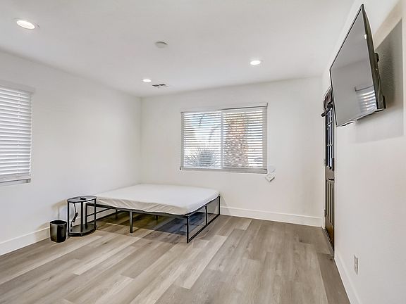 2nd image of 540 E Saint Louis Ave #14964169