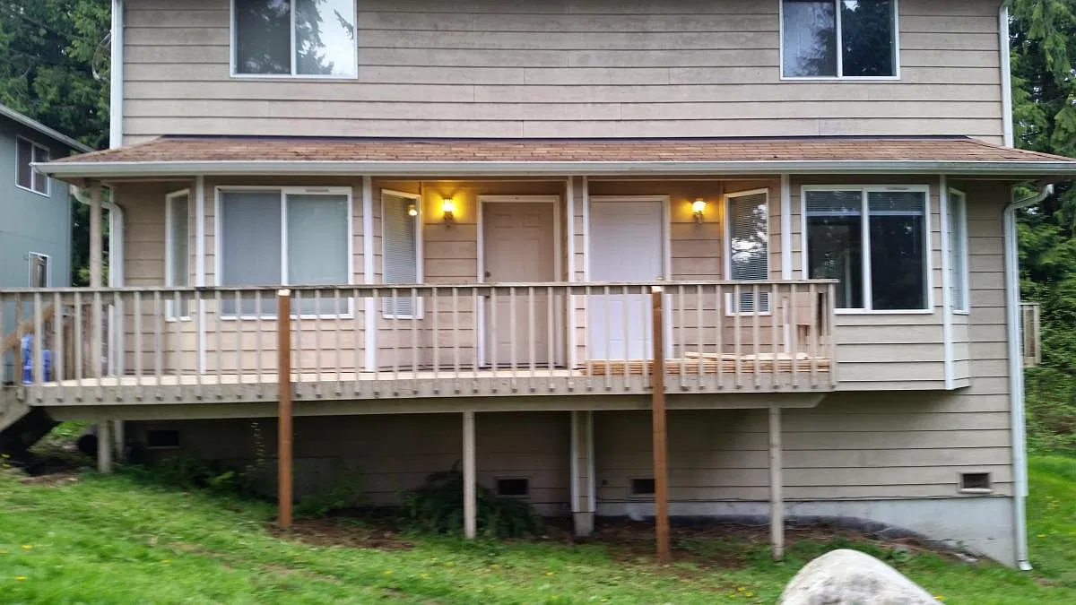 2421 Bickford Ave — Photo 1