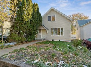 672 Rivoli St, Saint Paul, MN 55130