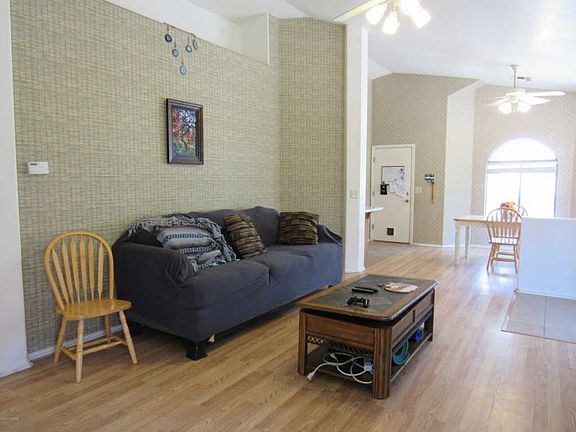 4th image of 404 E Camino Rancho Cielo