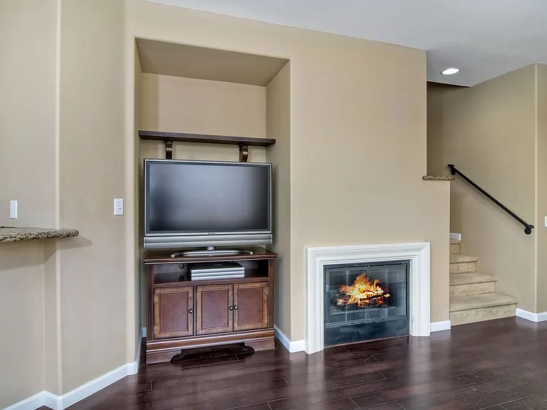 6349 Alexandri Cir — Photo 8