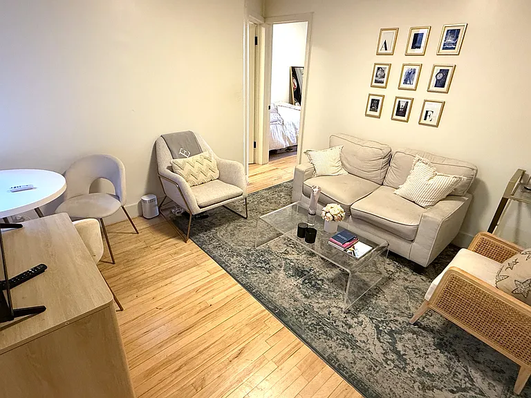 35 Bedford St #19 — Photo 1