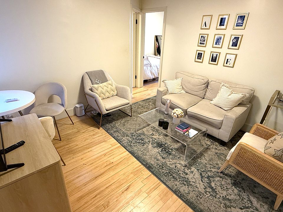1st image of 35 Bedford St APT 19