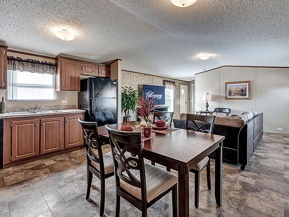 3rd image of 1202 W Mesquite St #74SCCI