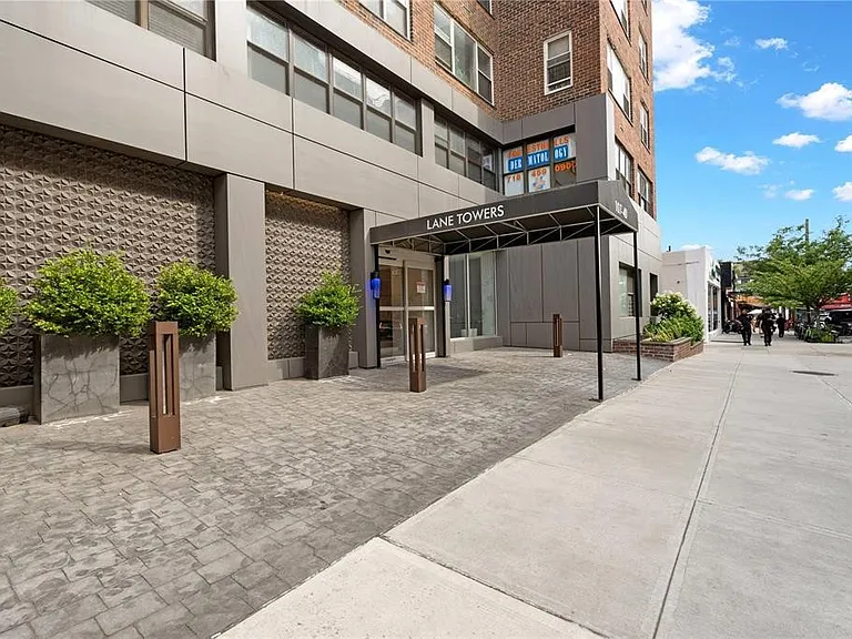 10740 Queens Blvd #11L — Photo 20