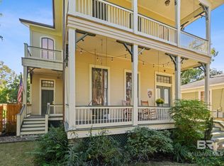 1055 New Saint Francis St, Mobile, AL 36604