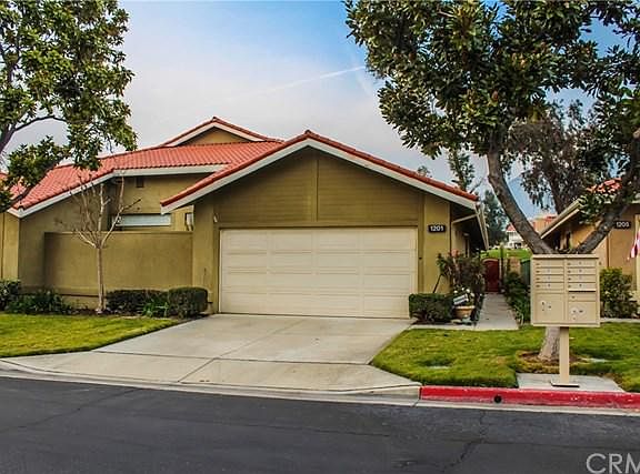 3rd image of 1201 Upland Hills Dr #S