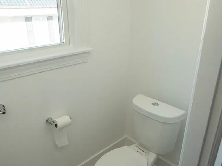 8 Merton Rd — Photo 5