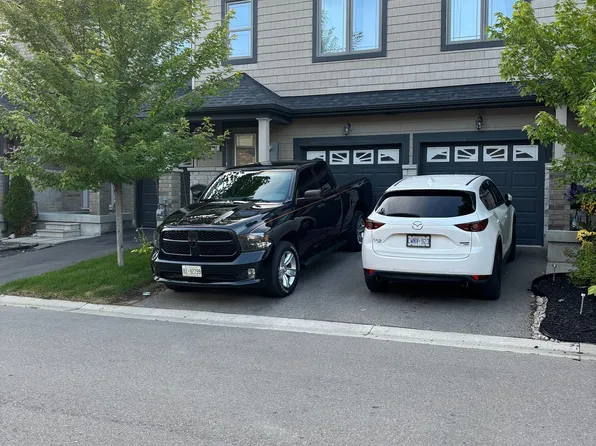 32 Deneb Rd, Barrie, ON L4M 0K6