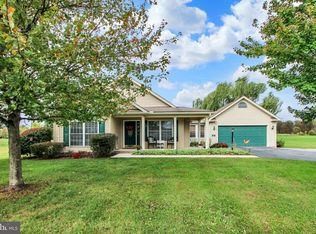 975 Hoffman Home Rd, Gettysburg, PA 17325