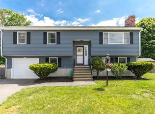 125 Hanscom Ave, Reading, MA 01867