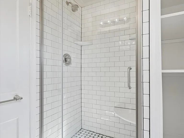 1156 Garfield Ave — Photo 20