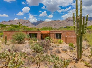 6860 N Solaz Tercero, Tucson, AZ 85718