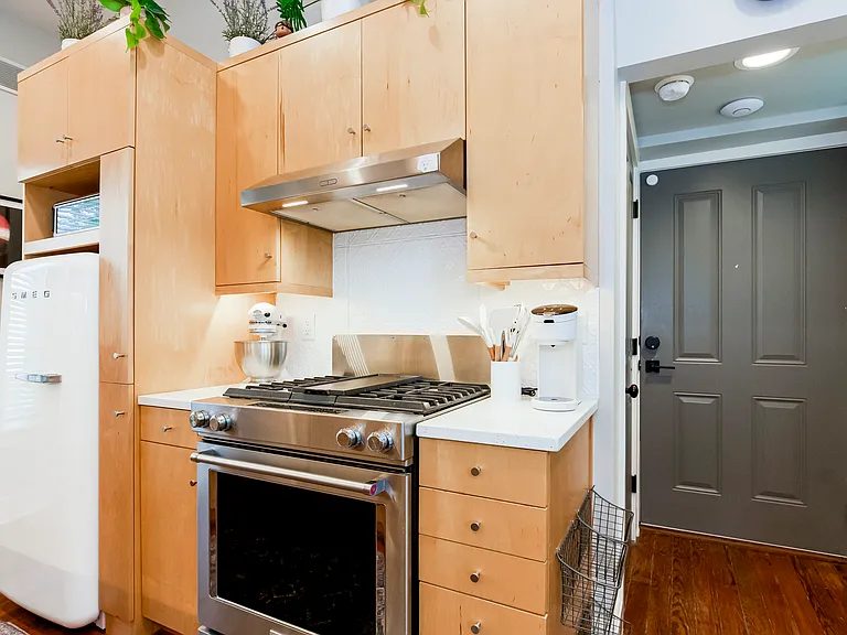 1617 Madison Ave — Photo 12