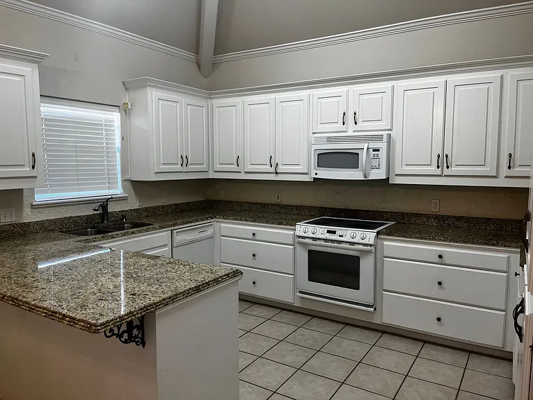 9080 Southern Charm Dr — Photo 7