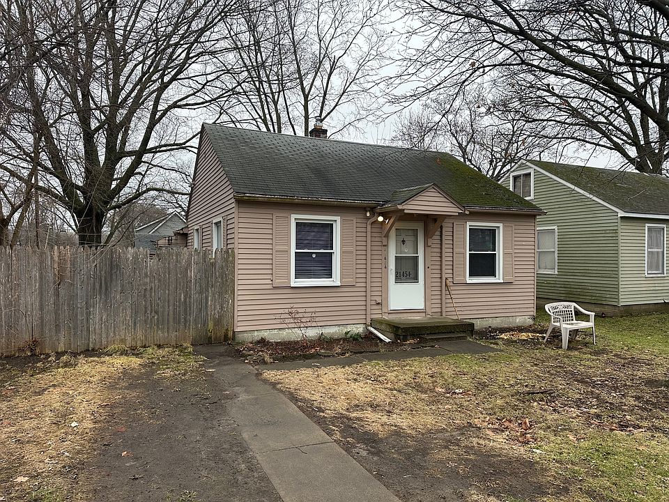 1st image of 21454 Waldron St