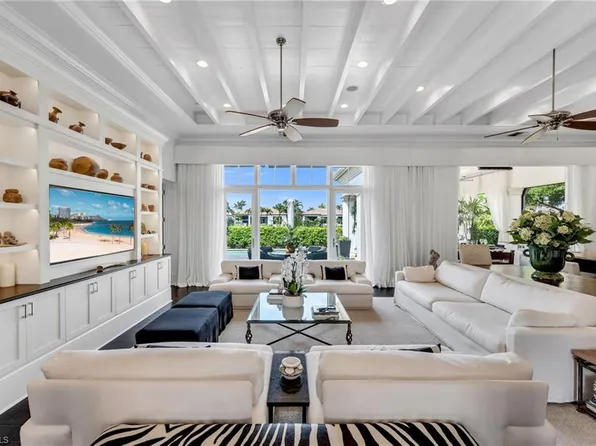 2157 Asti CT, NAPLES, FL 34105