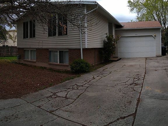 2nd image of 3911 S Lorna Dr