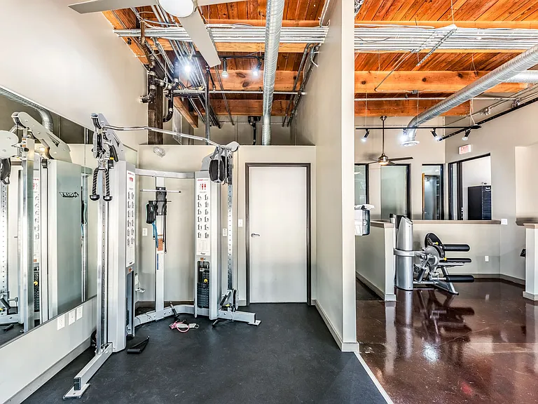 Deep Ellum Lofts — Photo 14