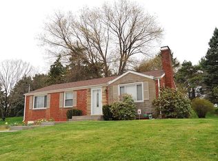 20 Crest Dr, Pittsburgh, PA