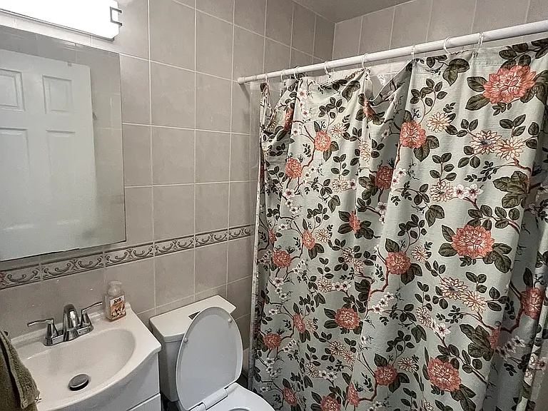 321 E 93rd St #5E — Photo 9