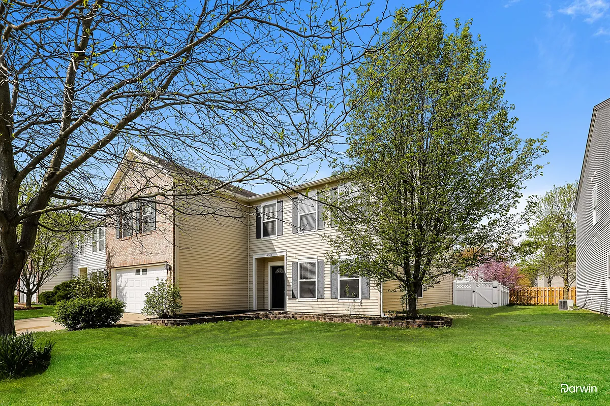 Building Photo - 15305 Radiance Dr