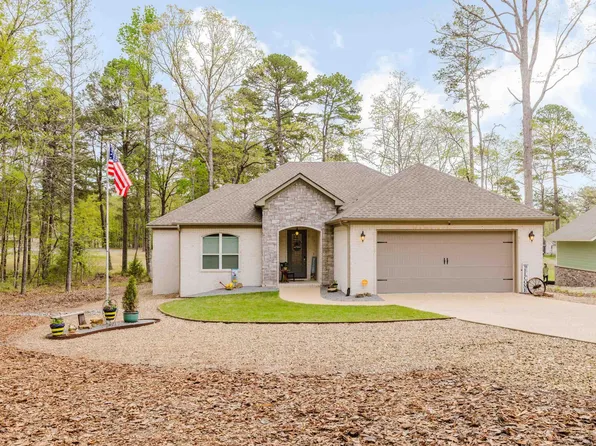 52 Sergio Dr, Hot Springs Village, AR 71909
