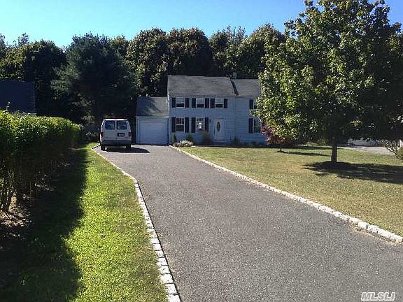 3rd image of 1785 Cedarfields Dr