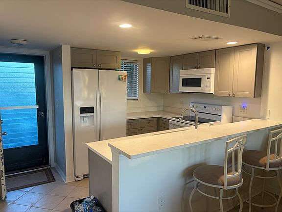 3rd image of 3454 Hancock Bridge Pkwy APT B2