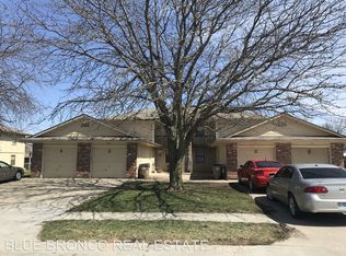 205 Sky Vue Dr #B-D & C, Raymore, MO 64083