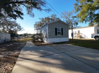 304 Reeves St #E6, Niceville, FL 32578